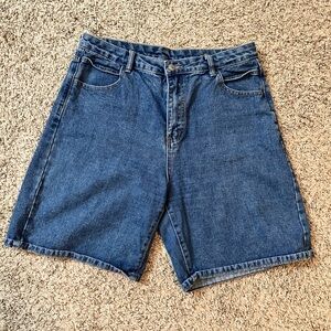 Size L in women’s from SHEIN